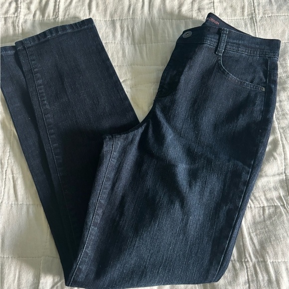 Style & Co Tummy Control Dark Wash jeans. Size 10 Slim leg - Picture 8 of 8
